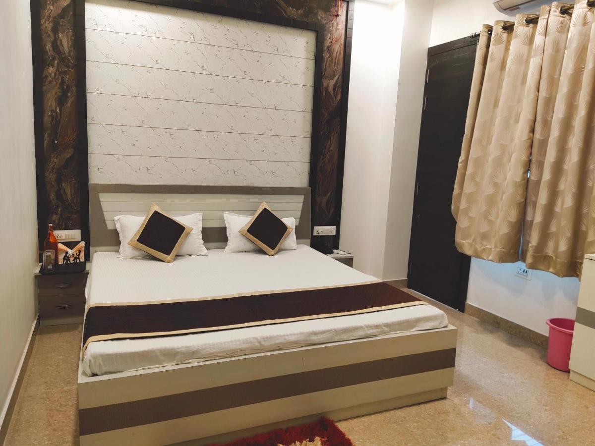Hotel The Shree Jee Palace Mirzāpur Extérieur photo