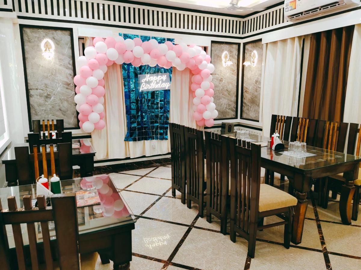 Hotel The Shree Jee Palace Mirzāpur Extérieur photo