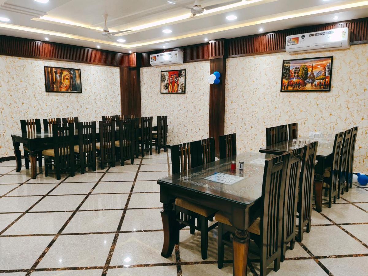 Hotel The Shree Jee Palace Mirzāpur Extérieur photo