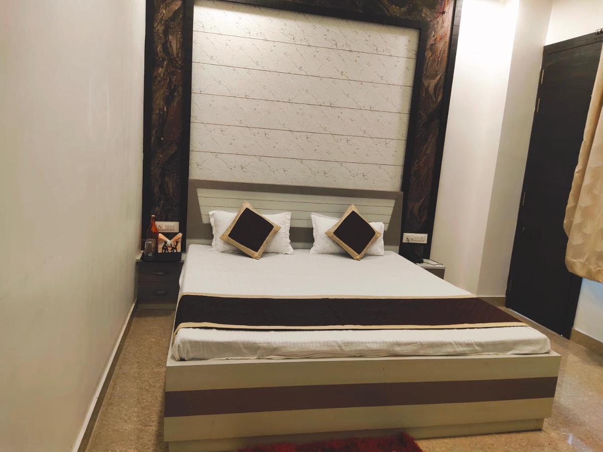 Hotel The Shree Jee Palace Mirzāpur Extérieur photo